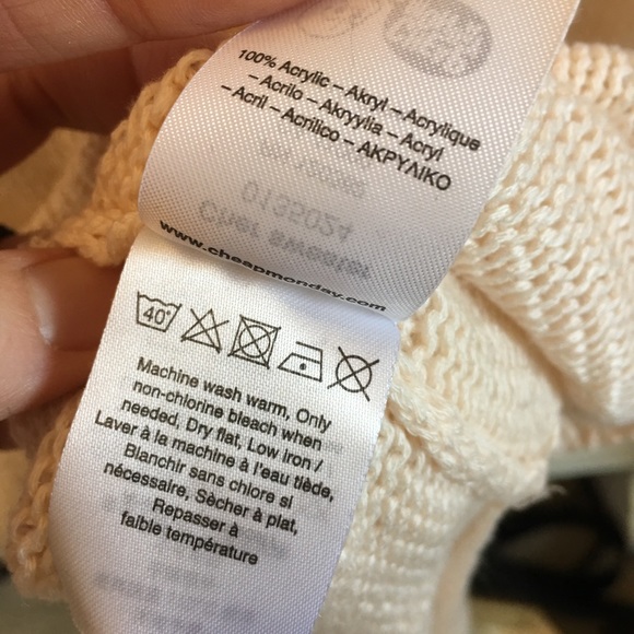 CHEAP MONDAY Cher pale pink high low sweater - Picture 6 of 7